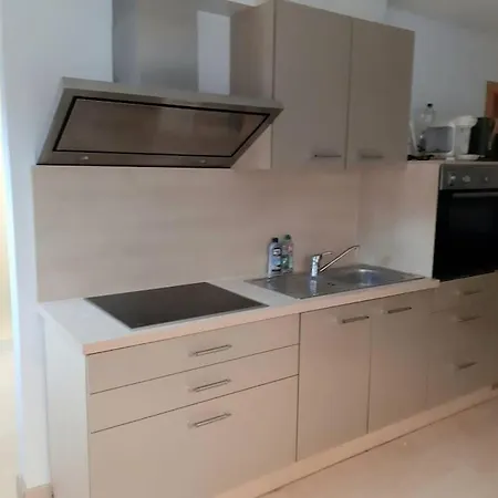 Quiet, Modern Flat With Own Terrace * Hechingen