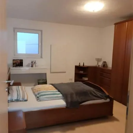 Quiet, Modern Flat With Own Terrace Apartman